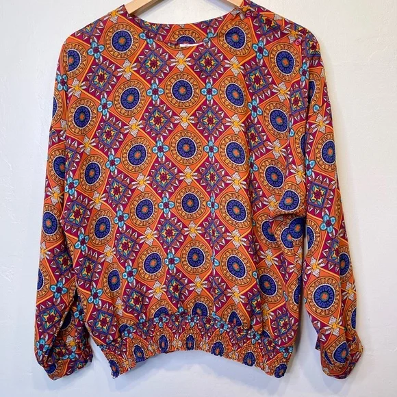 Sharpely | VTG Geo Print Cinched Waist Long Sleeve Round Neck Lightweight Blouse - Picture 2 of 11